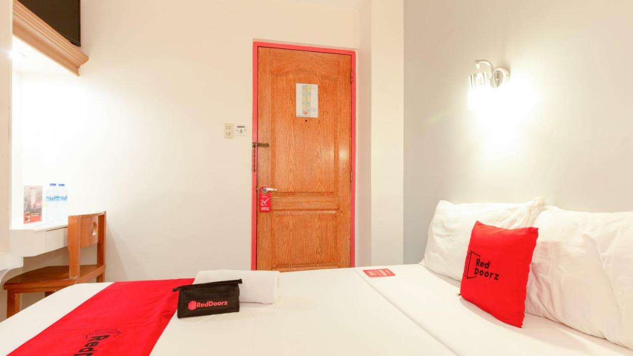 Reddoorz @ Paterno Street Tacloban Otel Dış mekan fotoğraf