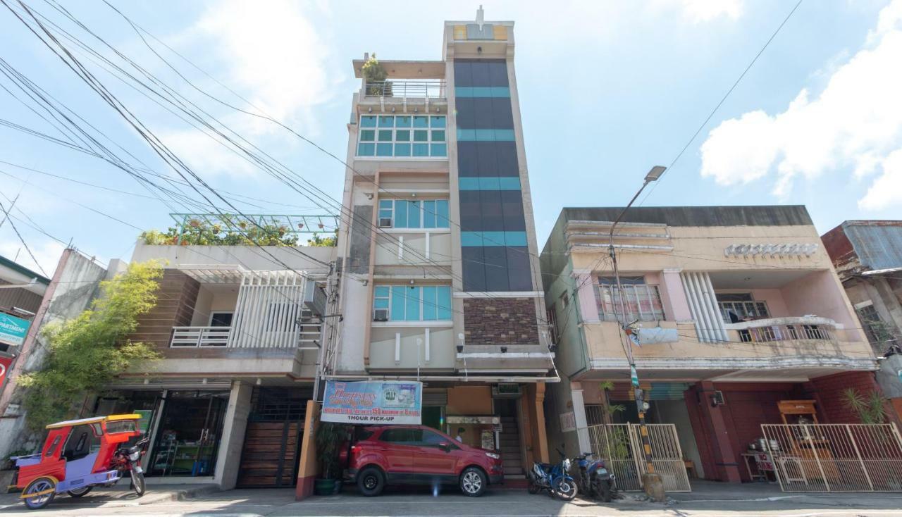 Reddoorz @ Paterno Street Tacloban Otel Dış mekan fotoğraf