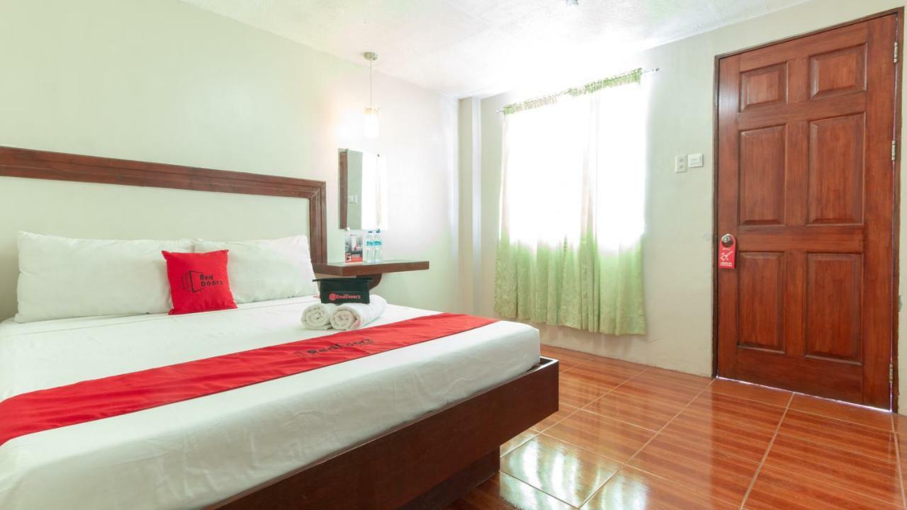 Reddoorz @ Paterno Street Tacloban Otel Dış mekan fotoğraf